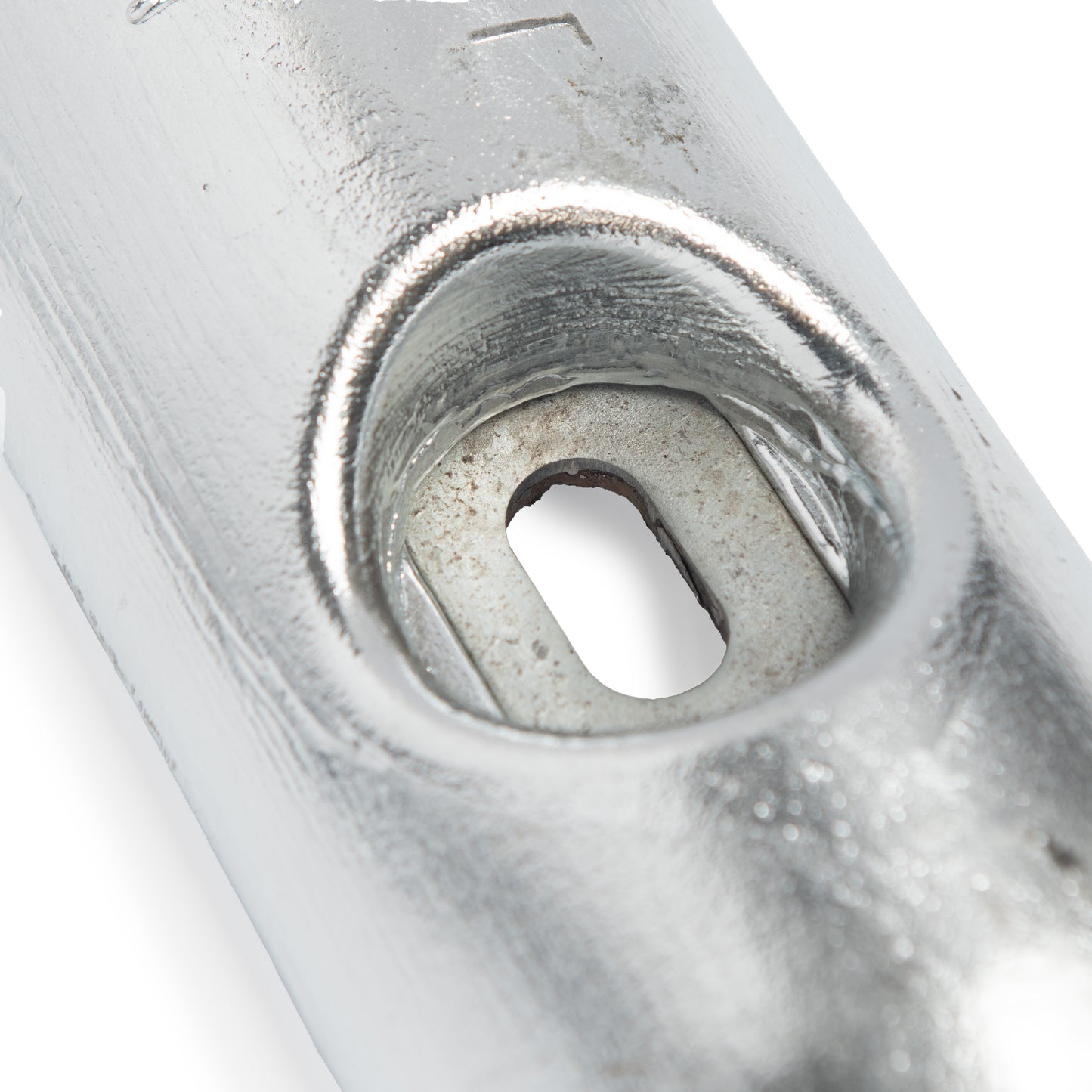 272E / ZHC-17 Hull Bar